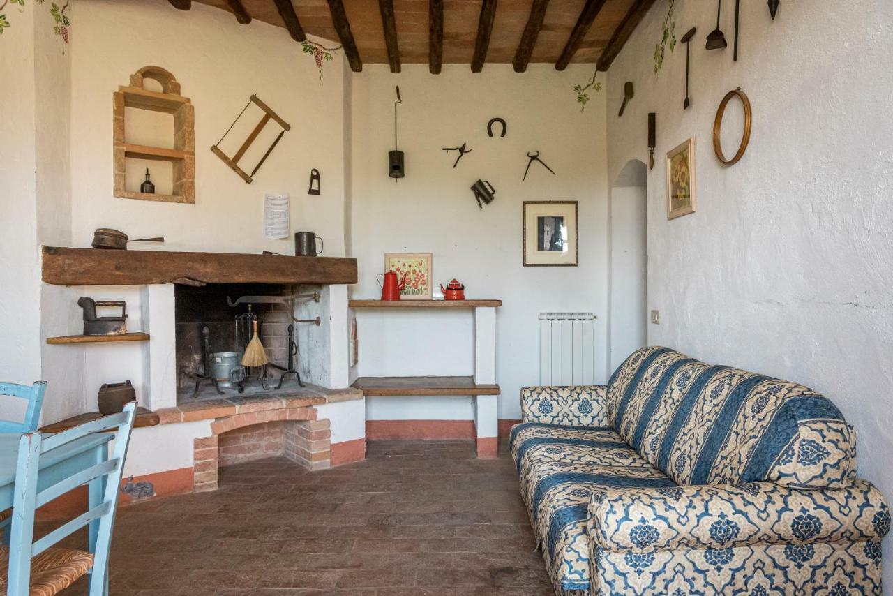 Agriturismo Le Tre Pietre - Podere Nel Chianti Quercegrossa Luaran gambar